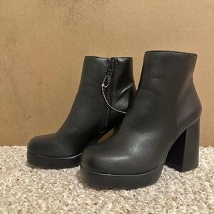 Sugar Sleek Black Platform Heeled Boots